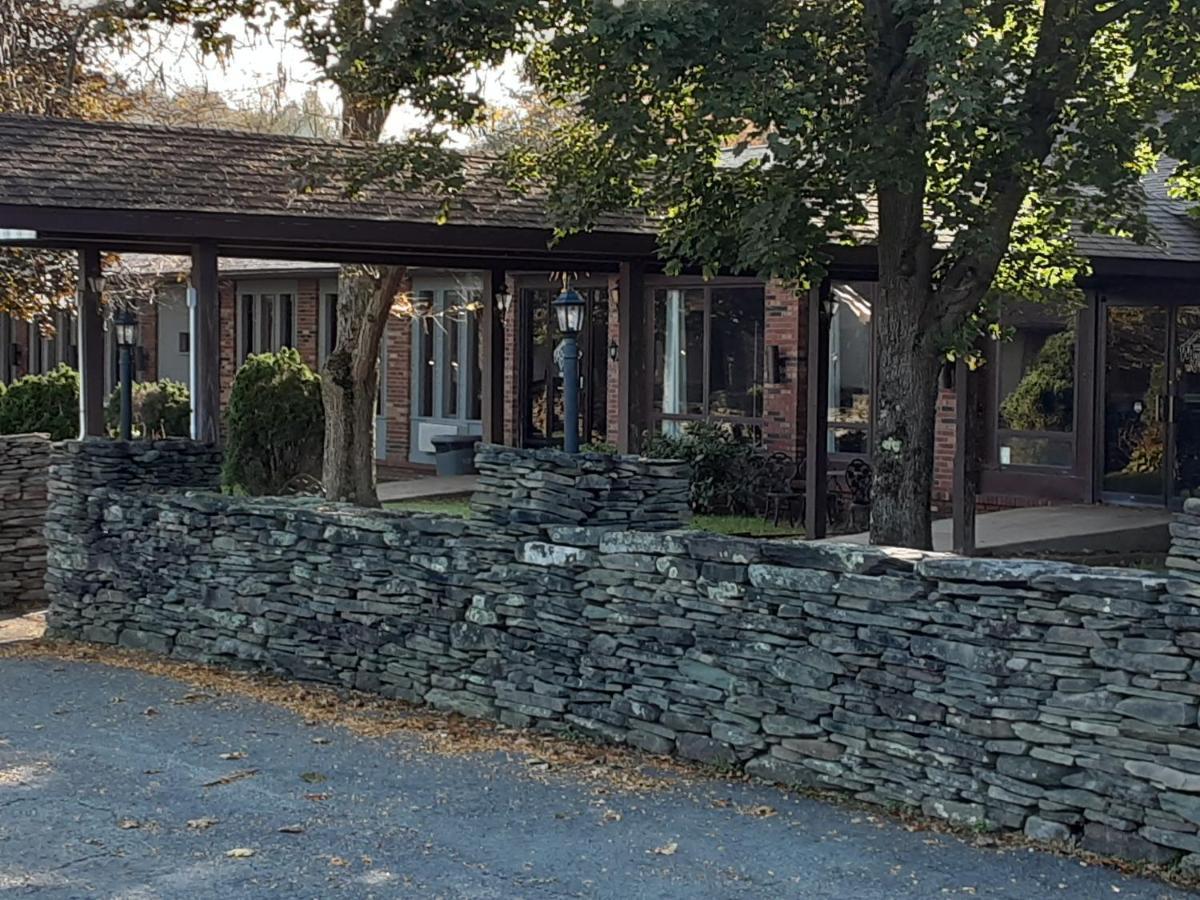Mountain View Lodge Clifford 外观 照片